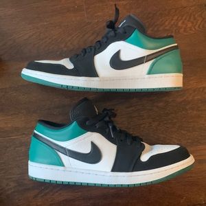 Nike Jordan 1 Low Mystic Green - Size 11